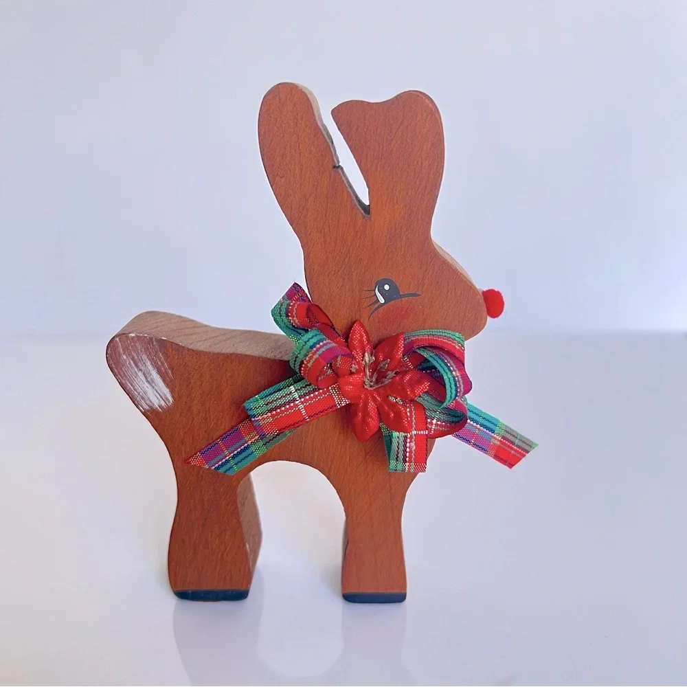 Festive Red/Green/White/Gold Napkin Rings, Bear Bell, White Angel & Wood Rudolph